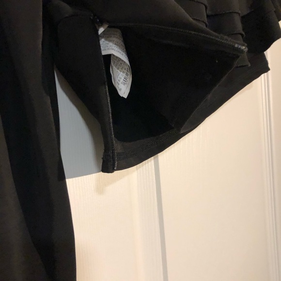 2/$20 NWT Zara Fun Ruffled Shirt One Arm, Cropped - Picture 3 of 5